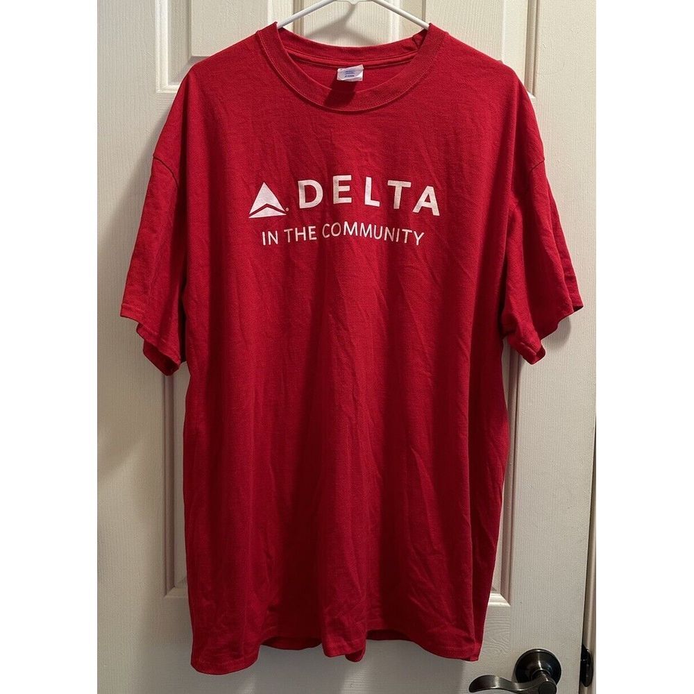 Delta Airlines Shirt Adult 2XL Red Delta In The Community,‎ #DeltaServes